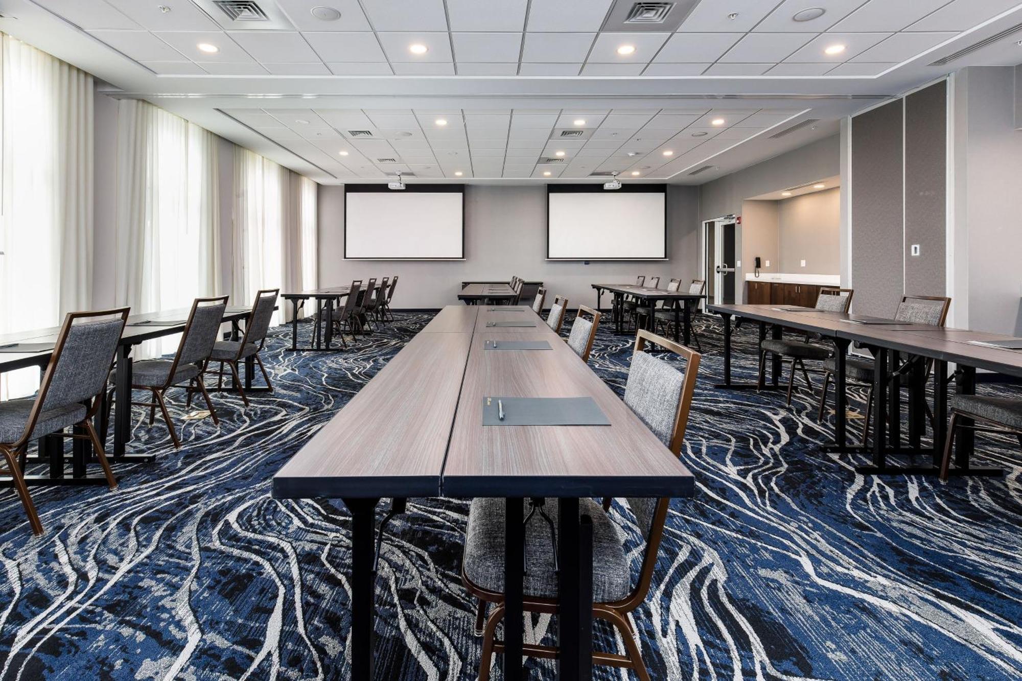 Courtyard By Marriott Pensacola I-10 West Hotell Exteriör bild