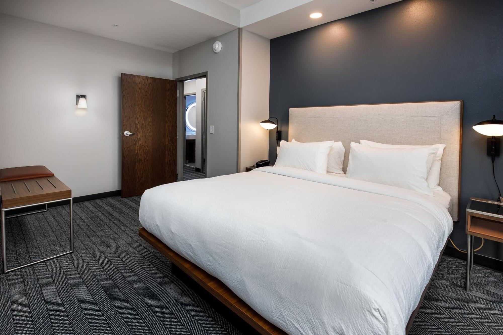 Courtyard By Marriott Pensacola I-10 West Hotell Exteriör bild