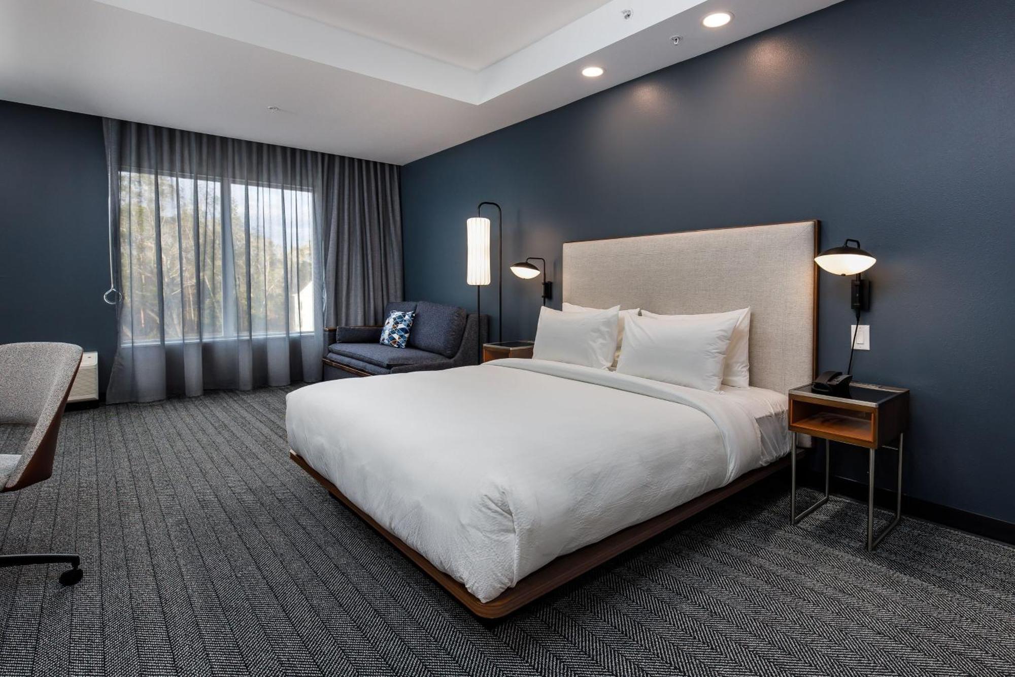 Courtyard By Marriott Pensacola I-10 West Hotell Exteriör bild